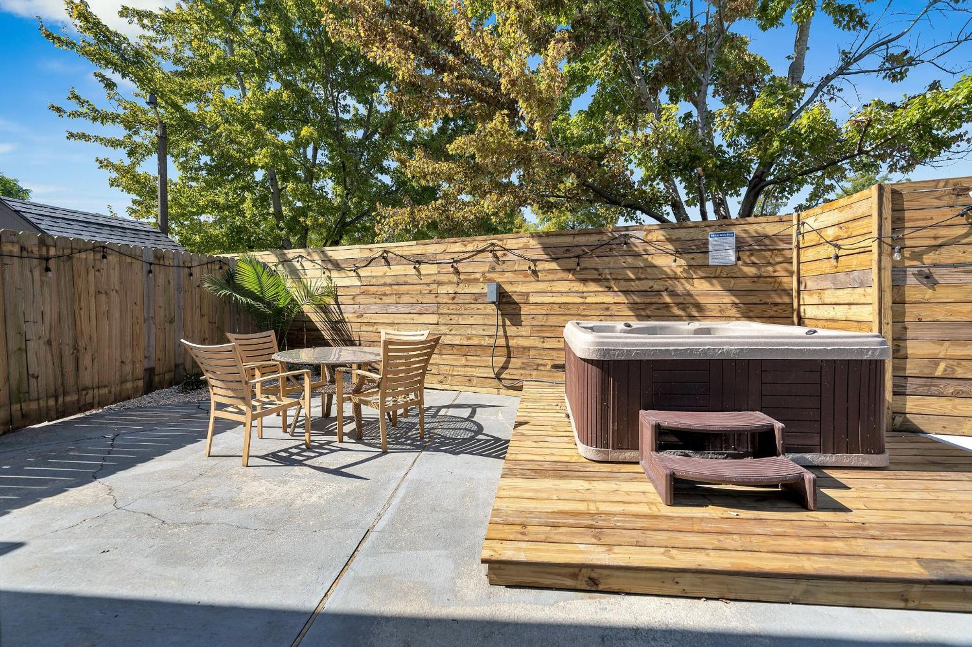 Sleeps 24-Spacious Suites Near Fq W Pool New Orleans Exteriér fotografie